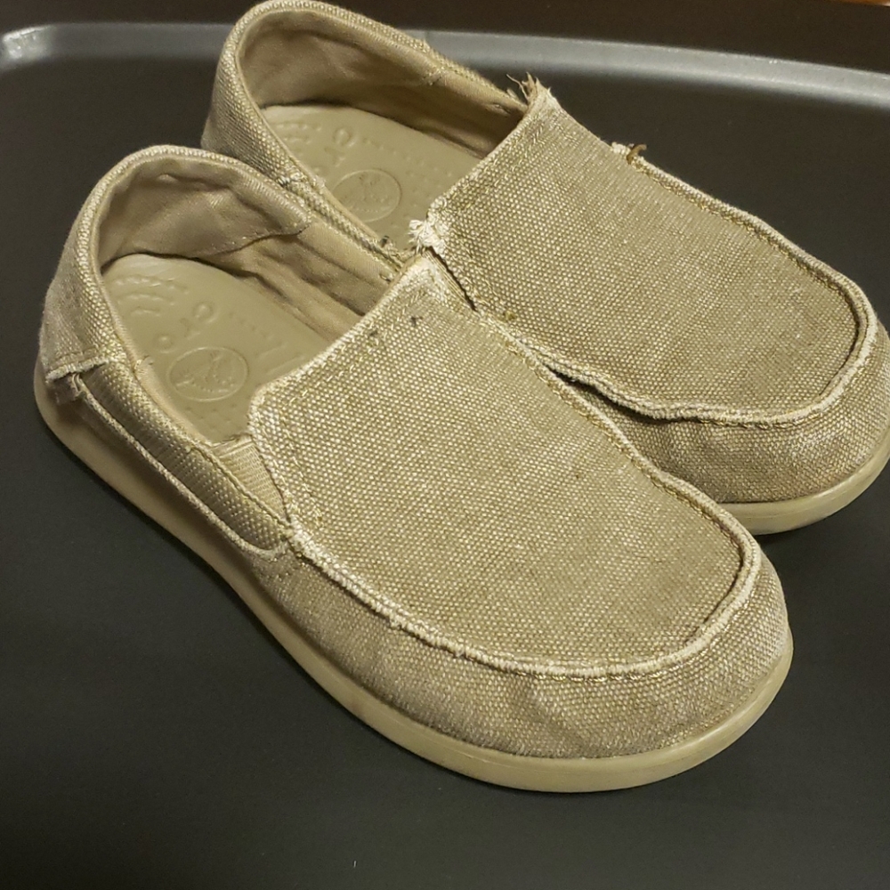 Youth crocs